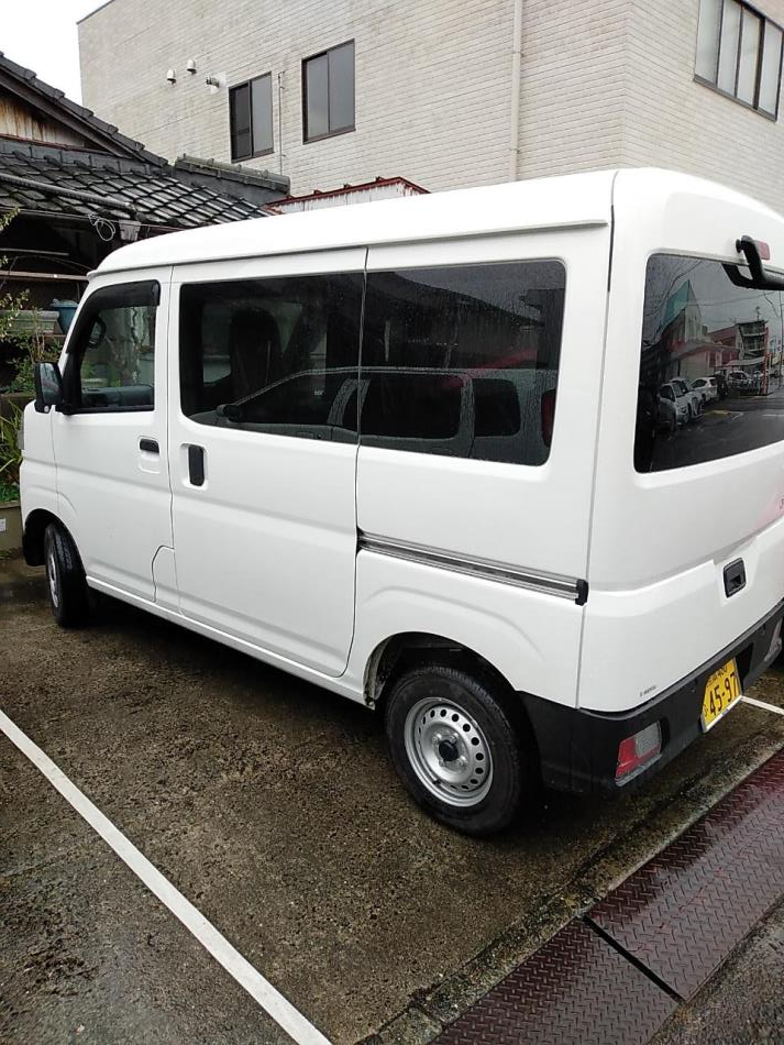 令和4年度地域福祉総合支援事業補助金による販売車両